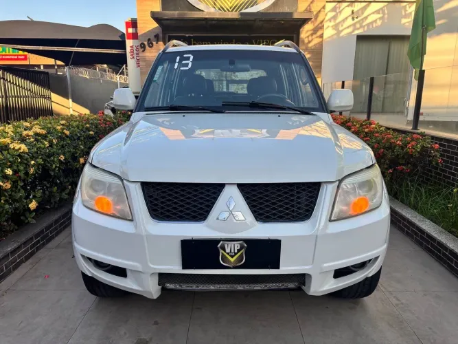 Mitsubishi Pajero TR4 2.0 Flex 16V 4X2 Aut. 2013