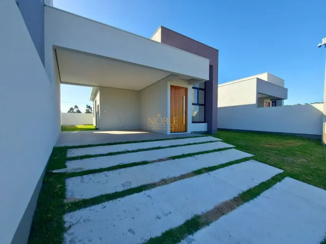 Casa de 3 dormitórios com suíte no Passo de Torres/SC.