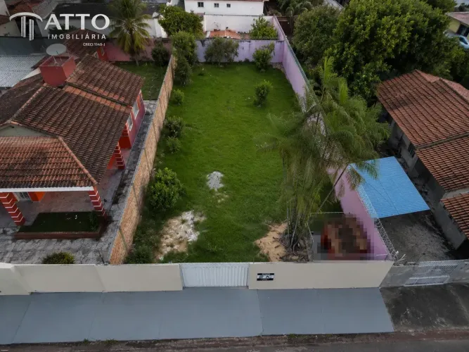 Terreno de 588m² à Venda no Bairro Mecejana