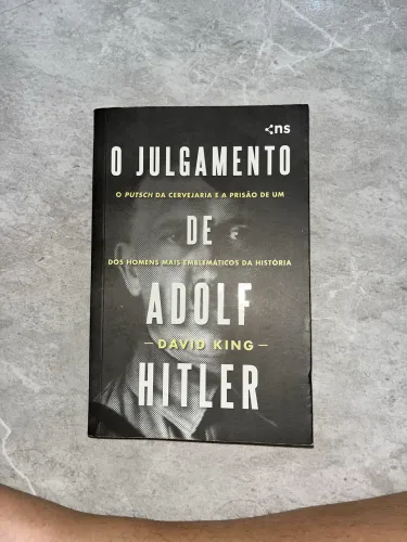 Livro: O Julgamento de Adolf Hitler - David King