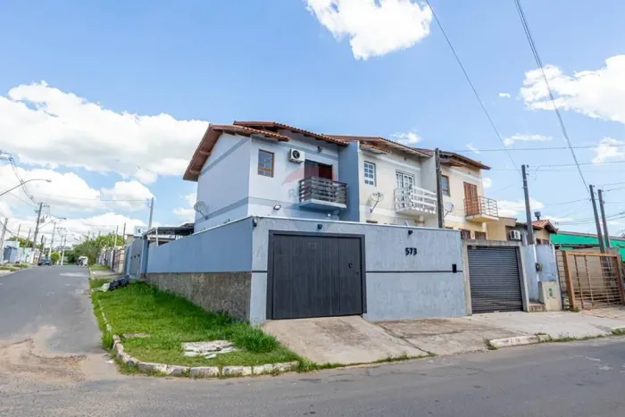 Sobrado de Esquina c/ Piscina - Moradas do Sobrado - Gravataí