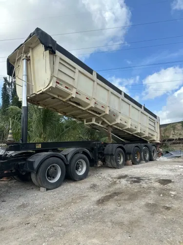 Vendo carreta fachini 2012