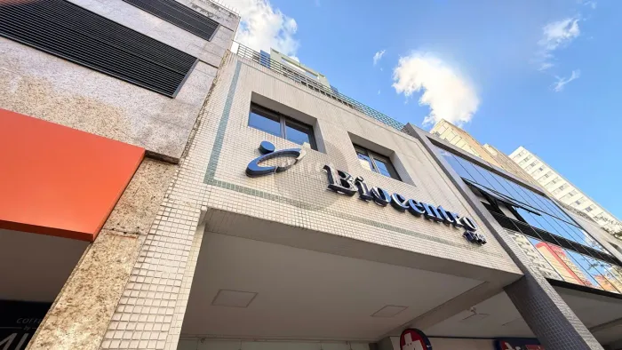 Sala Comercial para Saúde à Locação no Champagnat | 107m² | Clínica Pronta | Curitiba - BI
