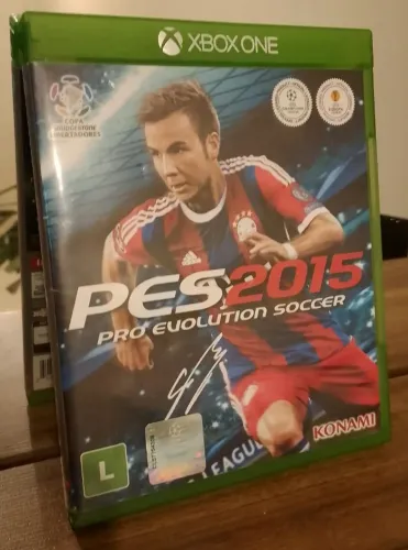 Pro Evolution Soccer 2015 - Xbox One / Series X - Mídia Física