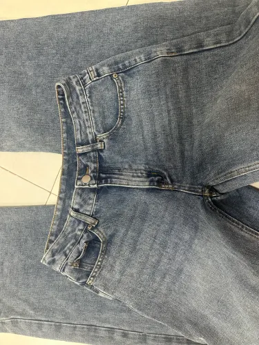 Calça jeans feminina cintura baixa