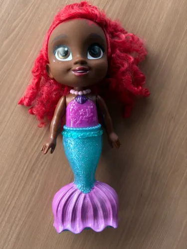 Boneca Sereia Interativa - Canta e Pode Molhar
