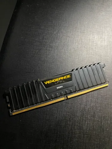 Memória RAM 16gb (1x16) Corsair DDR4 