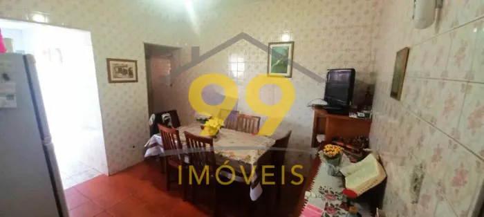 Casa térrea para locação no bairro Campo Grande com 3 quartos e 4 vagas churrasqueira 3 de