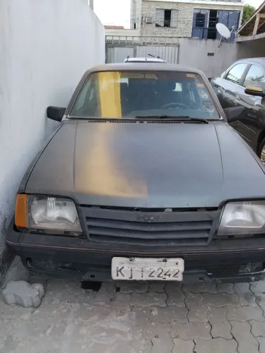 Chevrolet Monza Classic SE 2.0 /mpfi E EFI 2P E 4P 1990