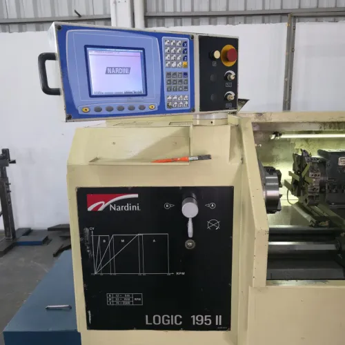 TORNO CNC NARDINI LOGIC 195 II - EXCELENTE ESTADO!