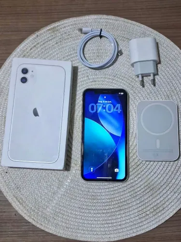 VENDO IPHONE 11 128GB COM ACESSÓRIOS