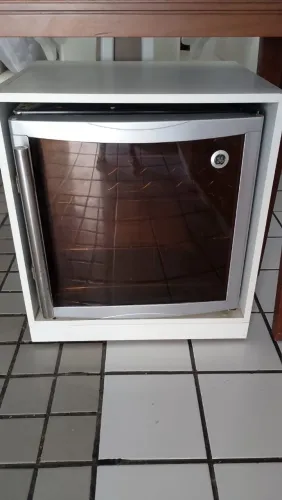 Adega para vinhos
