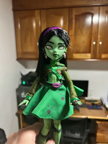 Monster high scarah
