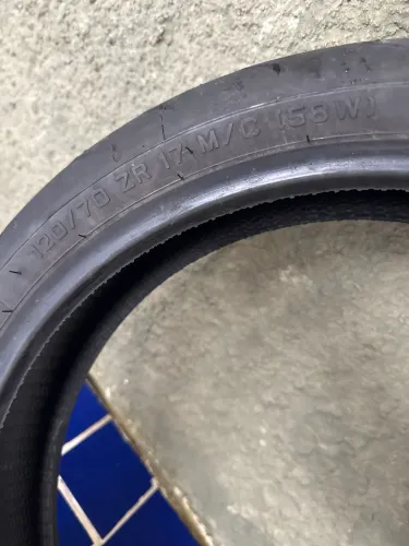 Pneu Metzeler 120/70 R17