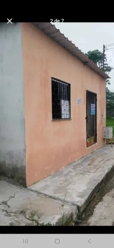 VENDO 2 CASAS DE MANACAPURU. NO MESMO TERRENO.