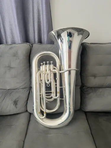 Tuba Yamaha YEB 321