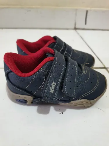 Sapatos infantis 
