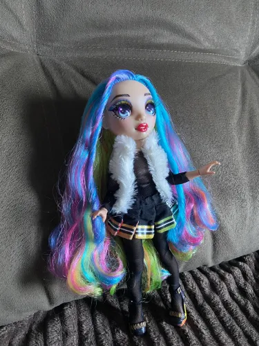 Boneca Rainbow High Amaya Raine