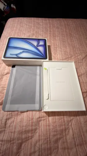 iPad Air 11-inch (M3) 128GB