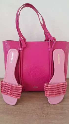  Imperdivel Bolsa Grande Schutz + Rasteirinha Namoratta 