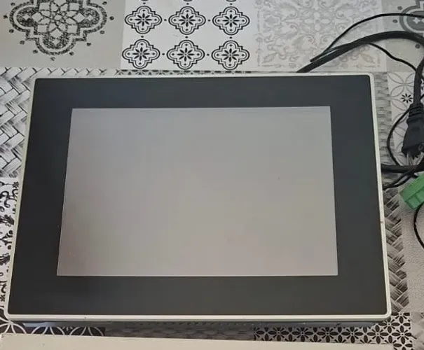 Tela Touch Screen Carel pGD Touch 13" HMI Chiller / Refrigeração (Usada)?