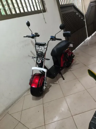 Scooter elétrica (moto)
