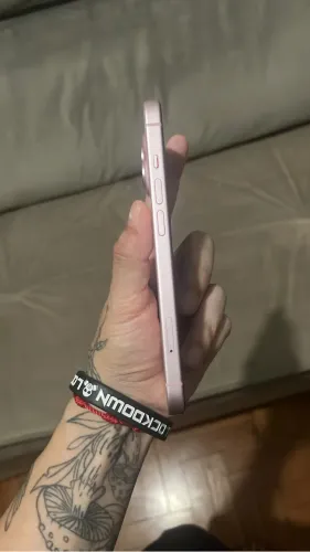 iPhone 15 rosa 128
