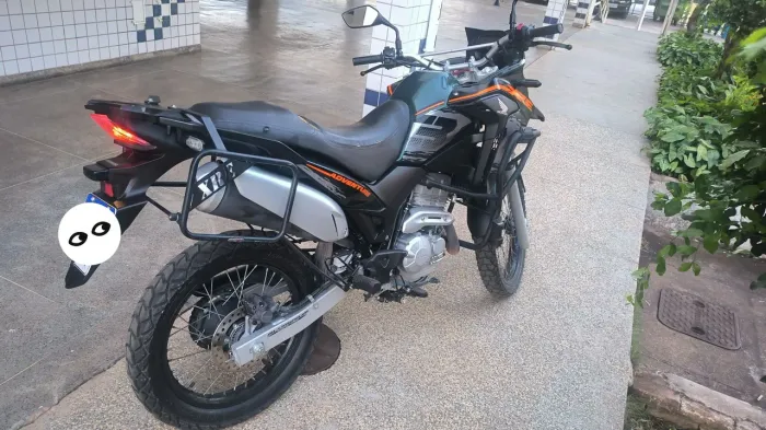 Honda XRE 300 Adventure 2019 - Revisada
