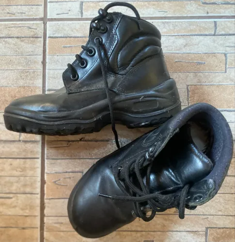 Bota cano alto - preta - TAM 35