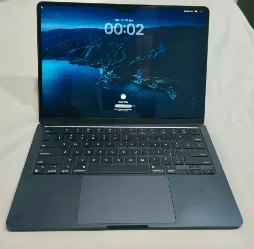 Apple MacBook M2 8gb