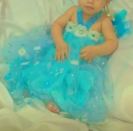 ? Vestido da Frozen para bebe até 1 ano . Muito lindo