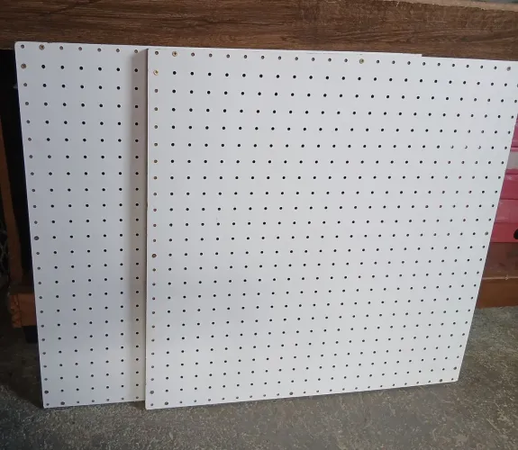 PAINEL EUCATEX PERFURADO