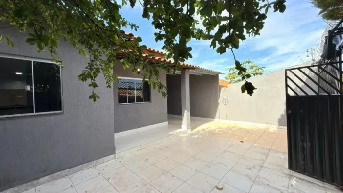 Casa em condomínio reformada 290 mil