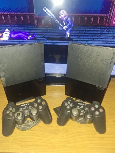 Vendo 2 ( dois ) PlayStation 2 ( ps2 )