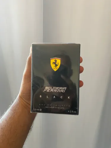 Perfume Ferrari black 125 ML
