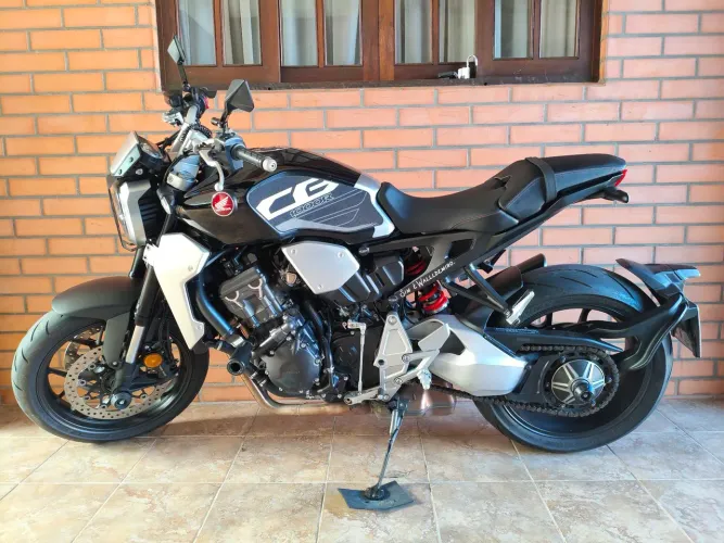 Honda Cb1000R 2021 Com 6000km