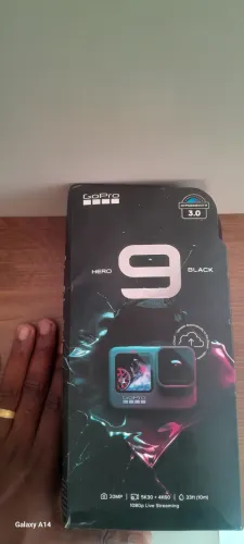 Go pro hero 9 semi nova com caixa e cartão de memória