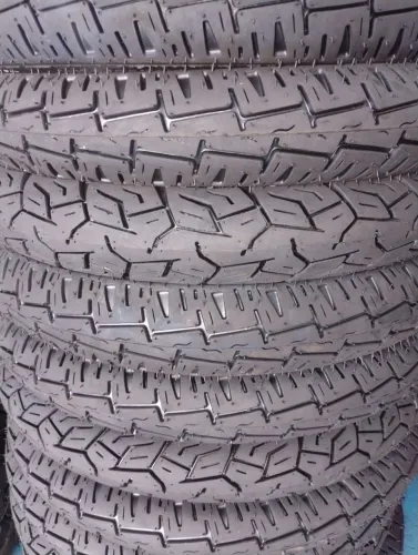 Pneu de Moto 90/90-17 2.75-18 
