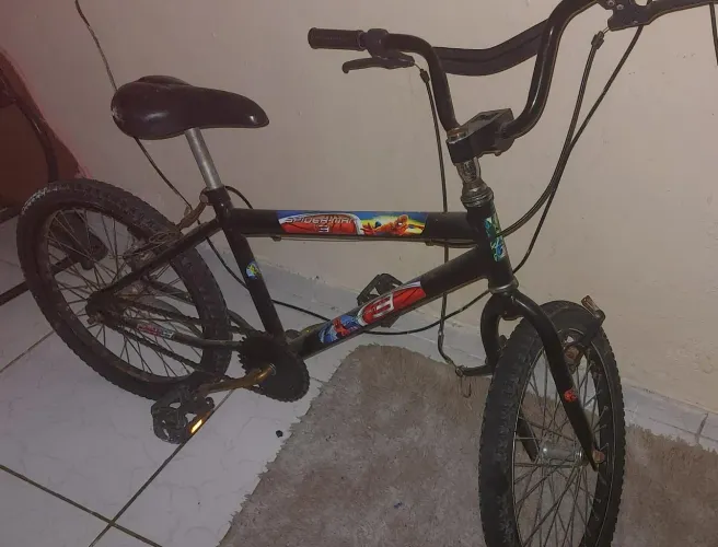 Bicicleta homem aranha 