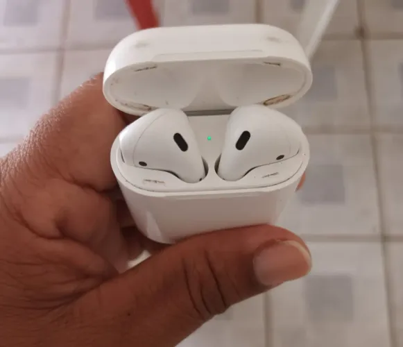 Fone de ouvido airpad da Apple com caixa de recarga