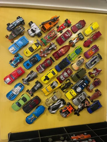 Lote hot wheels e derivados