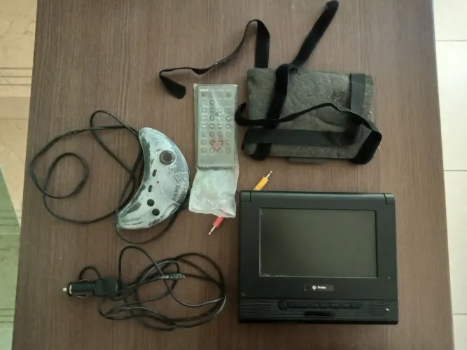 Aparelho portátil DVD de carro Tectoy