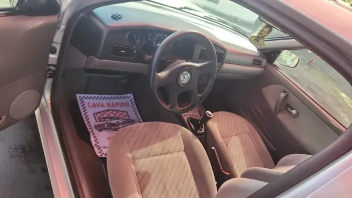 Volkswagen Santana 1.8 MI (álcool) 2003