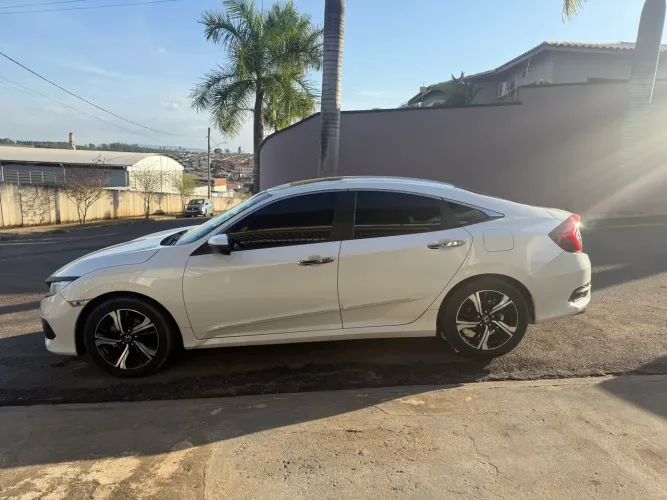 Honda Civic Sedan Touring 1.5 Turbo 16V Aut.4p 2018