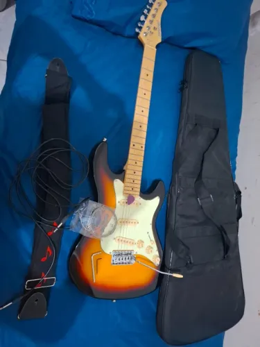 Kit guitarra elétrica strinberg