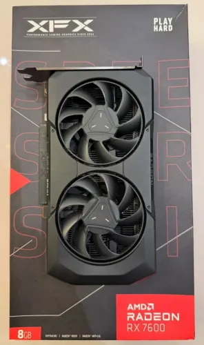 Placa de Video RX 7600 / 8Gb XFX Serie especial PlayHard (leia a descrição)