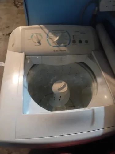 Maquina de lavar roupas