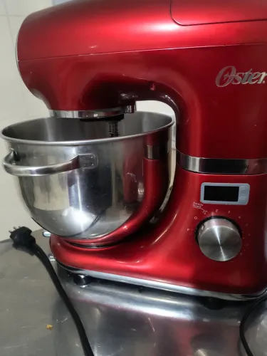 Vende se Batedeira Oster
