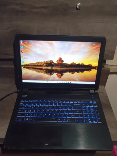 Notebook Gamer Core i7/Placa de vídeo NVidia GTX 1060 de 6GB/SSD de 512 + HD de 1TB