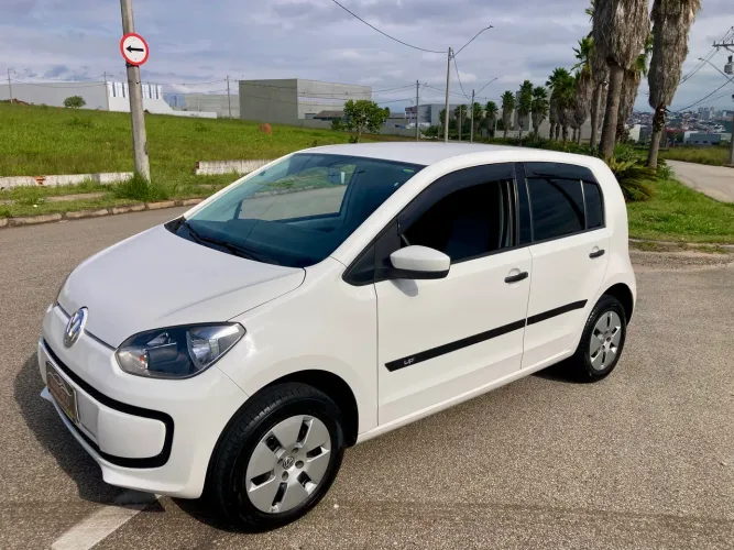 Volkswagen Up! Take 1.0 Total Flex 12V 5P 2015
